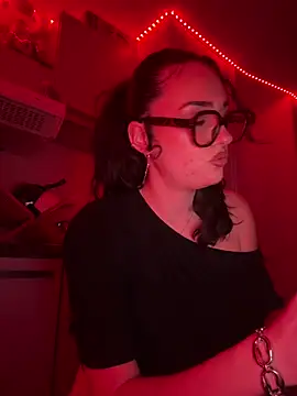 Claraaaaa06 online show from 03-17-26, 07:39