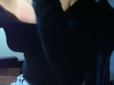 lolit cat online show from 04-12-26, 10:48