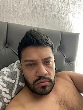 Snapshot of leonartho223 chatting on 03-02-26, 03:30 leonartho223 online show from 03-02-26, 03:30