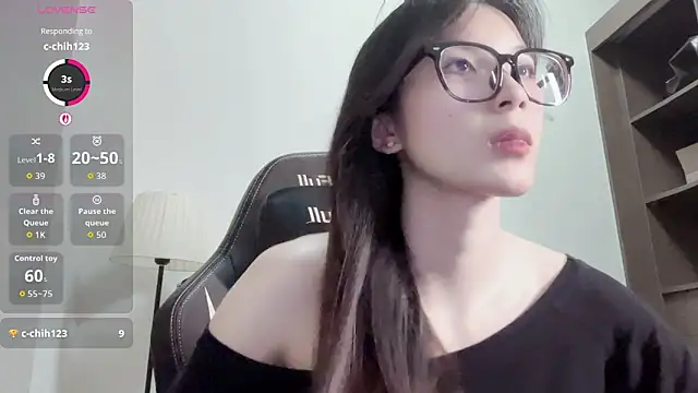 Snapshot of paopao-666 chatting on 06-18-26, 11:14 paopao-666 online show from 06-18-26, 11:14