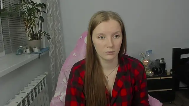 Mary Blu online show from 11-18-25, 06:01