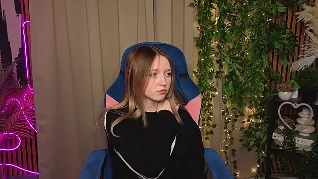 JillHolland online show from 03-19-26, 05:17