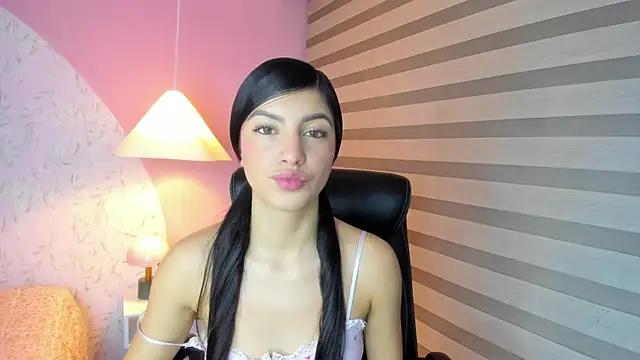 Snapshot of LILY_BRM chatting on 05-15-26, 08:49 LILY BRM online show from 05-15-26, 08:49