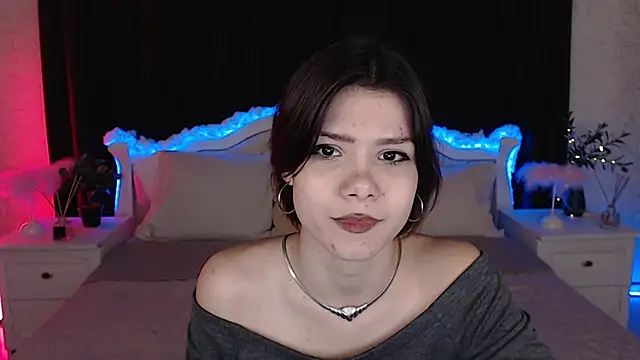 llittle-peachh online show from 03-13-26, 04:13