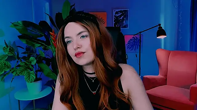 Snapshot of AliceSmite chatting on 05-13-26, 11:51 AliceSmite online show from 05-13-26, 11:51