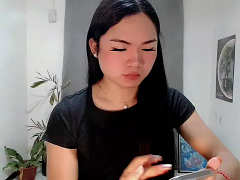 Snapshot of rainexox1 chatting on 05-14-26, 05:31 rainexox1 online show from 05-14-26, 05:31