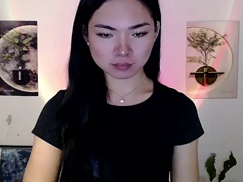Snapshot of rainexox1 chatting on 05-16-26, 04:28 rainexox1 online show from 05-16-26, 04:28