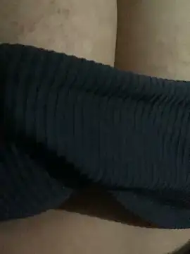 Cecilia 23 online show from 03-31-26, 04:02