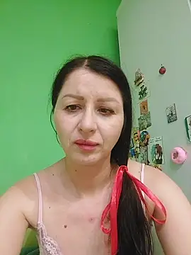 Snapshot of TenderAndSweetX chatting on 03-02-26, 08:04 TenderAndSweetX online show from 03-02-26, 08:04