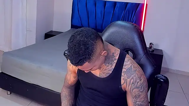 tyler bell  online show from 04-07-26, 03:07