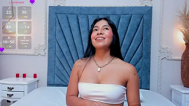 Leandra-Johnson online show from 04-15-26, 07:58