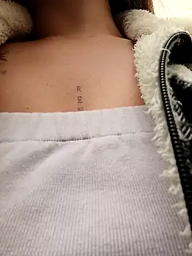 Baby Pink Love online show from 03-24-26, 04:01