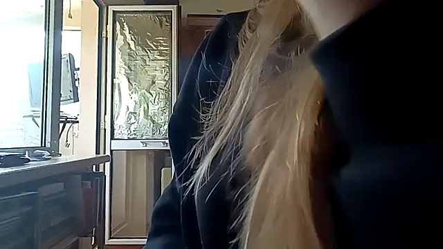 Snapshot of pinkpinkpinkpinkdoll chatting on 05-11-26, 09:15 pinkpinkpinkpinkdoll online show from 05-11-26, 09:15