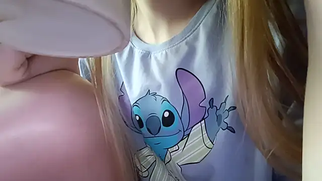 Snapshot of pinkpinkpinkpinkdoll chatting on 06-14-26, 11:12 pinkpinkpinkpinkdoll online show from 06-14-26, 11:12