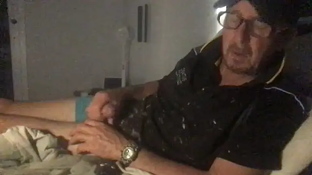MrBombasticxxx online show from 05-28-26, 09:12