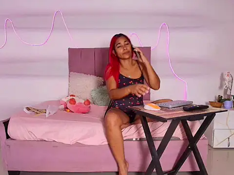 Peliroja lustrum online show from 03-12-26, 03:29