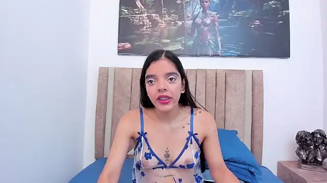 Thalia parkerr  online show from 05-19-26, 12:11