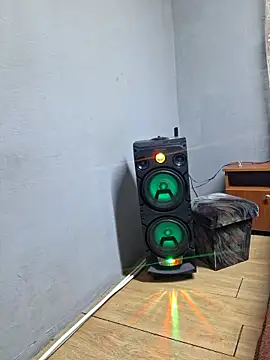 Minike75 online show from 04-16-26, 03:46