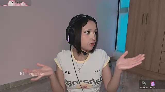 Snapshot of ling_meow chatting on 07-07-26, 02:54 ling meow online show from 07-07-26, 02:54