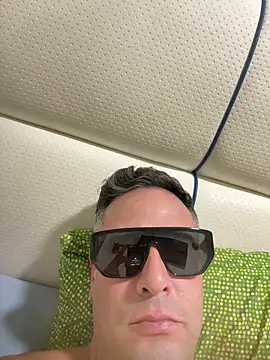 Snapshot of potroniko chatting on 03-03-26, 12:06 potroniko online show from 03-03-26, 12:06