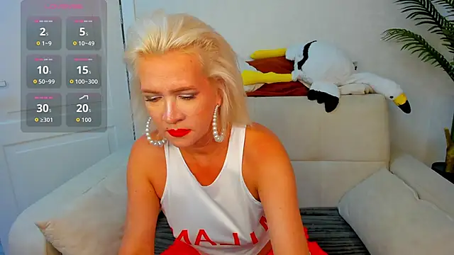 Snapshot of Ledi_Luna chatting on 06-22-26, 08:33 Ledi Luna online show from 06-22-26, 08:33
