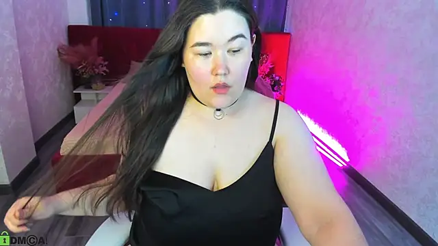 Snapshot of Miss_Triss chatting on 06-30-26, 09:21 Miss Triss online show from 06-30-26, 09:21