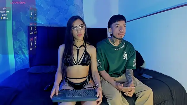 Valkiria and Roko online show from 05-11-26, 01:22