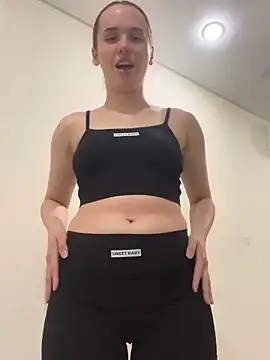 pinkpeachx online show from 03-06-26, 12:01