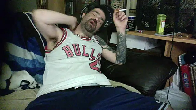 Snapshot of KinkyTOMan chatting on 06-08-26, 06:36 KinkyTOMan online show from 06-08-26, 06:36