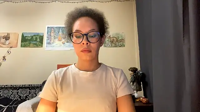 Selena blom online show from 03-04-26, 01:17