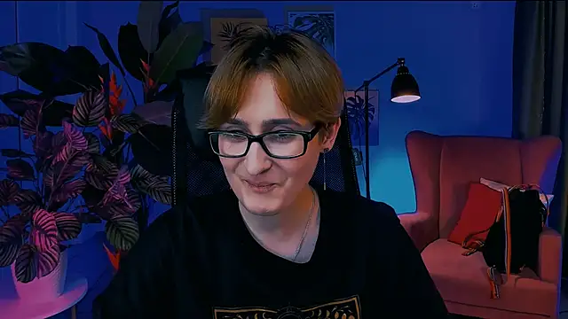 LixeLuna online show from 04-01-26, 01:41