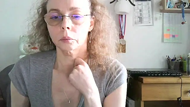 Helly nana online show from 03-22-26, 02:31