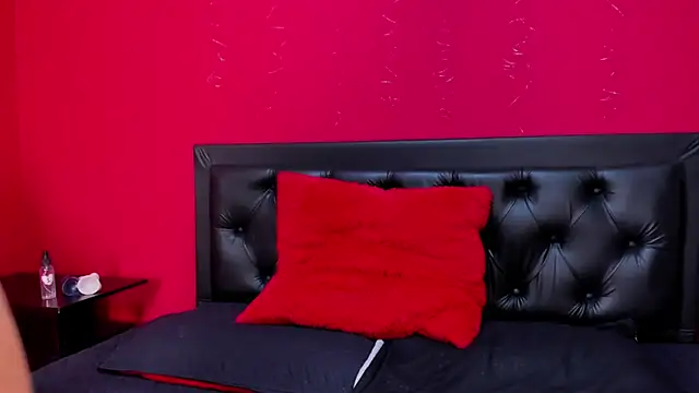 Snapshot of ailyn-14 chatting on 03-03-26, 09:10 ailyn-14 online show from 03-03-26, 09:10