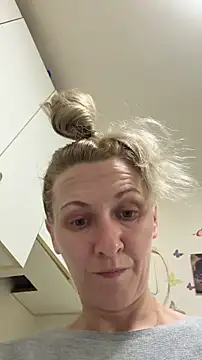 Secret Ladyx online show from 04-29-26, 07:09