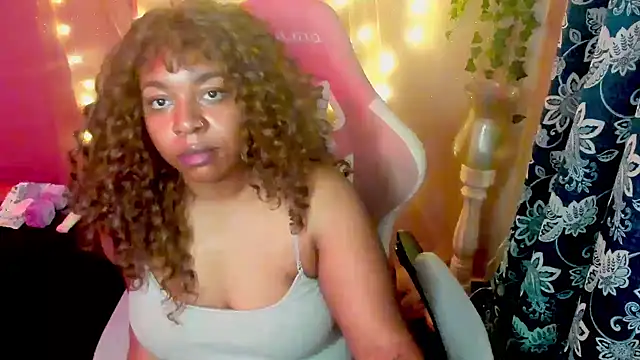 Goddess MercedesRedd online show from 04-11-26, 02:21