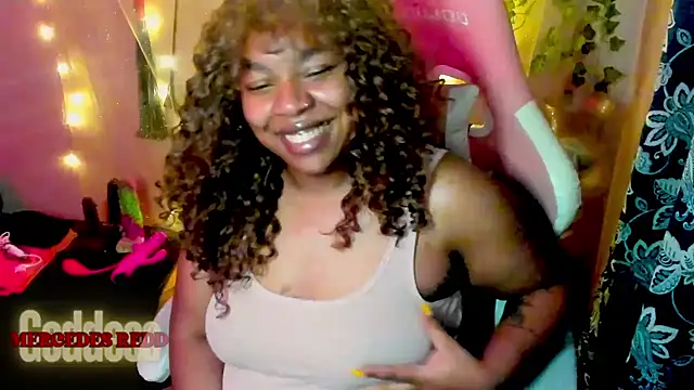 Goddess MercedesRedd online show from 05-11-26, 02:01