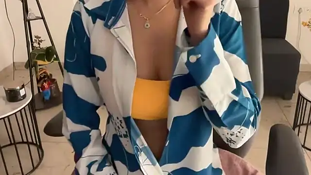 Snapshot of Grema_sexy1 chatting on 03-03-26, 08:04 Grema sexy1 online show from 03-03-26, 08:04