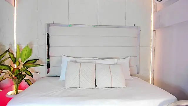 AitanaNoa online show from 03-16-26, 08:02