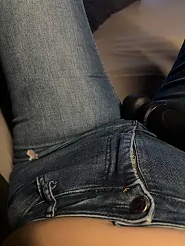 aleexii s online show from 04-15-26, 07:58