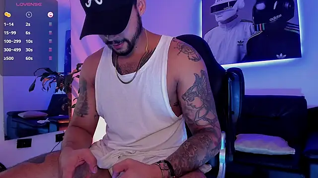 Snapshot of NikoHank_ chatting on 07-31-26, 04:56 NikoHank online show from 07-31-26, 04:56