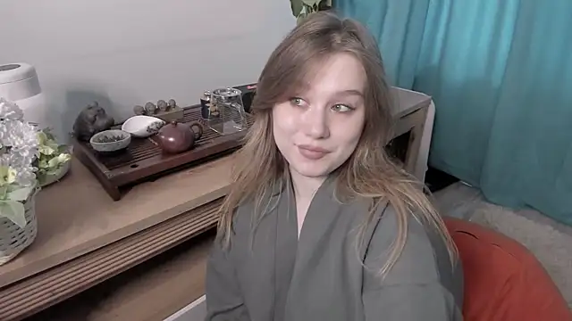 JennyHardy online show from 06-28-26, 02:01