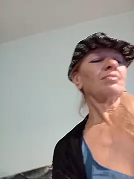 ViktoriaSexi1 online show from 04-10-26, 05:28