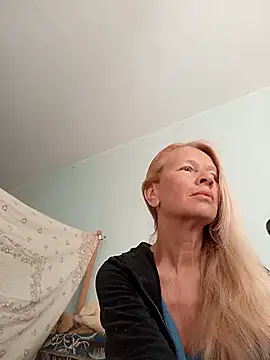 ViktoriaSexi1 online show from 05-06-26, 04:41