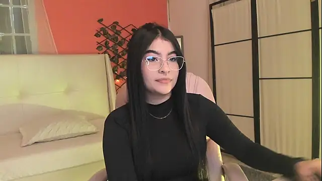 HannaLee333 online show from 03-24-26, 09:42