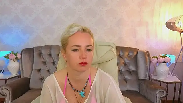 Snapshot of Alaska_Si chatting on 05-20-26, 05:35 Alaska Si online show from 05-20-26, 05:35