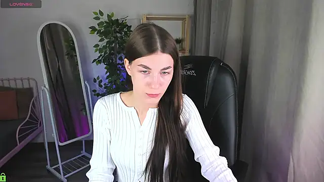 LunaRossaa online show from 03-24-26, 11:54