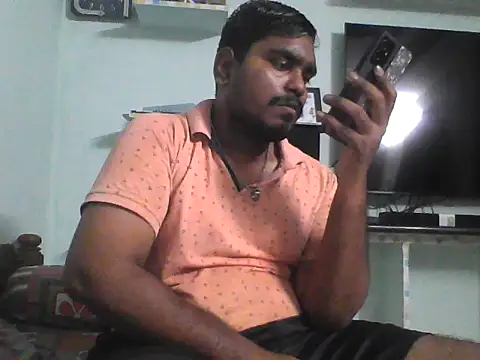 Snapshot of Foxboy65 chatting on 05-24-26, 07:19 Foxboy65 online show from 05-24-26, 07:19