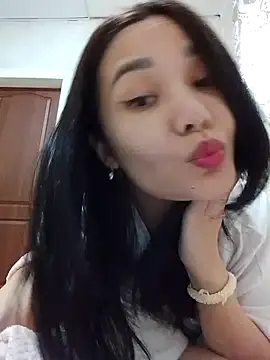 HollyXMolly online show from 03-20-26, 07:19
