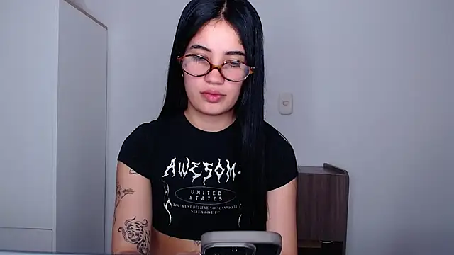 Snapshot of Lucy_engel chatting on 04-24-26, 12:24 Lucy engel online show from 04-24-26, 12:24