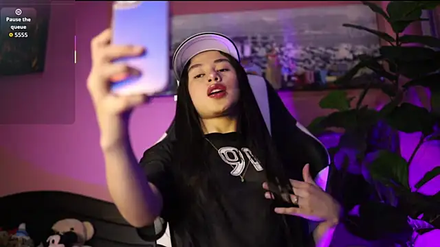 Danaa Rousee  online show from 03-14-26, 08:47